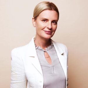 Rae Elizabeth Palmer shares her tips with Easydry